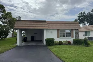 2617 Riverbluff Pkwy, Sarasota, FL 34231 - Photo 1