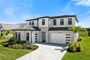 2592 Waterfront Cir, Sarasota, FL 34240 - Photo 1