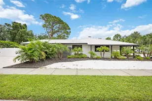 2105 Hibiscus St, Sarasota, FL 34239 - Photo 1