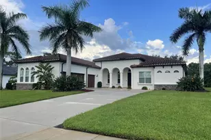 111 172nd St E, Bradenton, FL 34212 - Photo 1