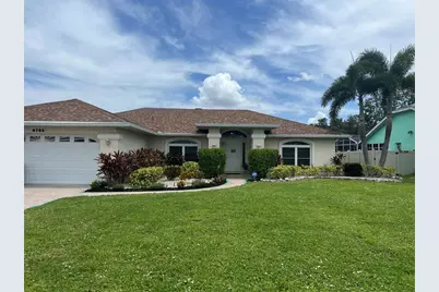 4703 35th Court E, Bradenton, FL 34203 - Photo 1