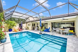 3905 Glen Oaks Manor Dr, Sarasota, FL 34232 - Photo 1