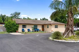 1412 57th St E, Bradenton, FL 34208 - Photo 1