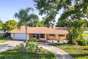 5318 7th Ave Dr W, Bradenton, FL 34209 - Photo 1