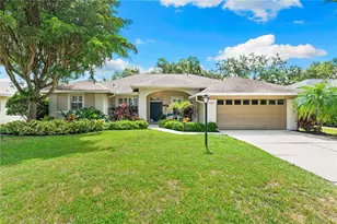 5272 Sunnydale Cir E, Sarasota, FL 34233 - Photo 1