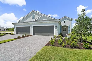 2325 Blue Mahoe Ln, Sarasota, FL 34240 - Photo 1