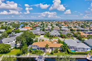 4712 Compass Dr, Bradenton, FL 34208 - Photo 1