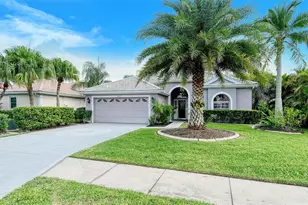 6807 Sagebrush Cir, Sarasota, FL 34243 - Photo 1