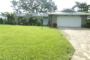 1315 72nd St W, Bradenton, FL 34209 - Photo 1