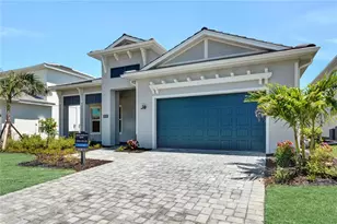 17727 Palmiste Dr, Bradenton, FL 34202 - Photo 1