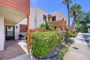 151 Wild Palm Dr, Bradenton, FL 34210 - Photo 1