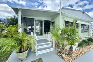 410 49th Ave Terrace W, Bradenton, FL 34207 - Photo 1