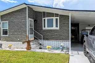 105 48th Ave W, Bradenton, FL 34207 - Photo 1