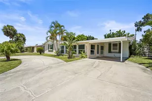 2521 Clipper Ship Way, Sarasota, FL 34231 - Photo 1