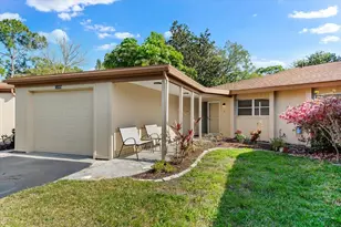 2304 Lark Ln, Sarasota, FL 34231 - Photo 1
