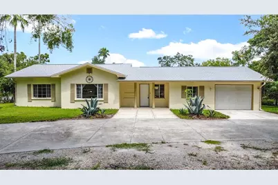 1311 15th Street E, Bradenton, FL 34208 - Photo 1