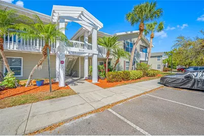 8114 45th Court E #8, Sarasota, FL 34243 - Photo 1