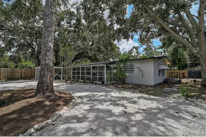 2652 Loma Linda Street, Sarasota, FL 34239 - Photo 1