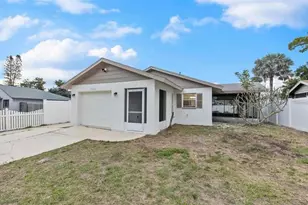 2347 Benson St, Sarasota, FL 34231 - Photo 1