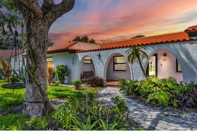 2101 River Ridge Drive, Sarasota, FL 34239 - Photo 1