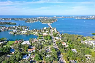 3500 Flores Ave, Sarasota, FL 34239 - Photo 1