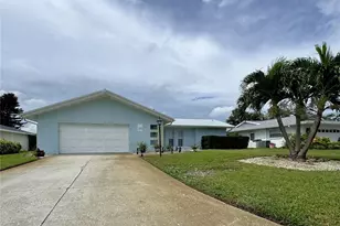 6813 13th Ave Dr W, Bradenton, FL 34209 - Photo 1