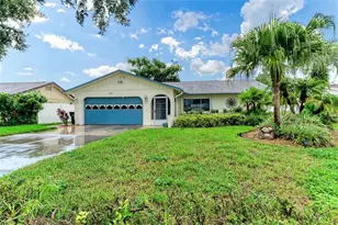 265 Dorchester Dr, Venice, FL 34293 - Photo 1