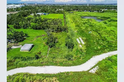 2111 15th Street E, Bradenton, FL 34208 - Photo 1