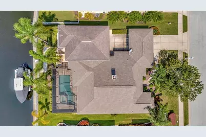 4735 Halyard Drive, Bradenton, FL 34208 - Photo 1