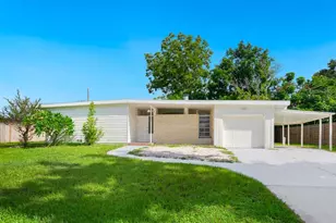 2753 Valencia Dr, Sarasota, FL 34239 - Photo 1