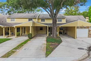 413 Somerset Ln, Palm Harbor, FL 34684 - Photo 1