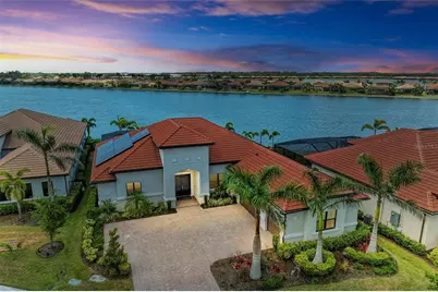 328 Maraviya Boulevard, Nokomis, FL 34275 - Photo 1