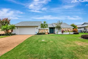 5861 Jackson Ln, Venice, FL 34293 - Photo 1