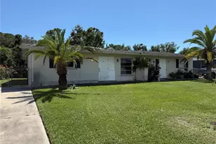 474 Briarwood Rd, Venice, FL 34293 - Photo 1