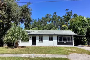 2504 38th Ave W, Bradenton, FL 34205 - Photo 1