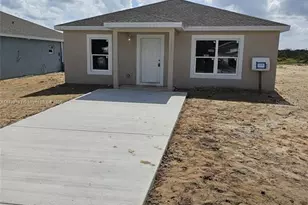 2626 Laurel St, Sebring, FL 33870 - Photo 1