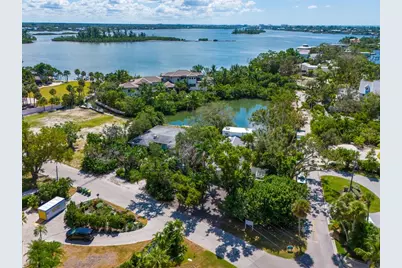 3721 Flamingo Avenue, Sarasota, FL 34242 - Photo 1