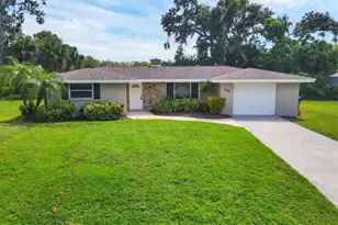 201 Dragon Rd, Venice, FL 34293 - Photo 1