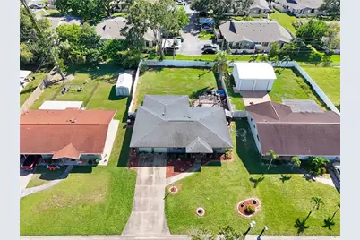 2707 27th Avenue Drive W, Bradenton, FL 34205 - Photo 1