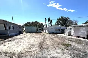 6920 W Bayou Ln, Bradenton, FL 34207 - Photo 1