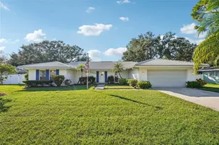 8864 15th Way N, Saint Petersburg, FL 33702 - Photo 1