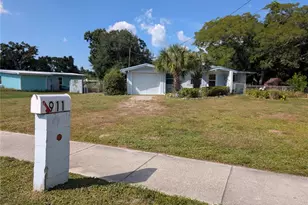 911 60th Ave W, Bradenton, FL 34207 - Photo 1