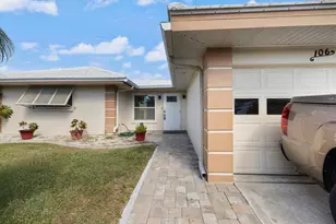 106 Villa Dr, Osprey, FL 34229 - Photo 1