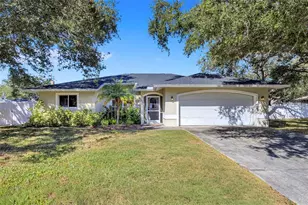 682 Roanoke Rd, Venice, FL 34293 - Photo 1