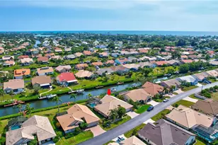 105 Inlets Blvd, Nokomis, FL 34275 - Photo 1