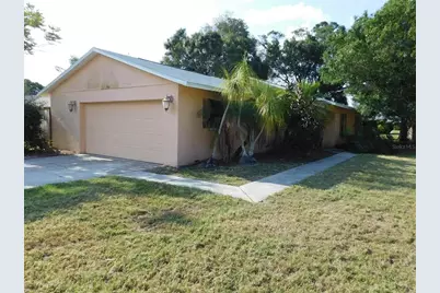 902 Plum Tree Lane, Sarasota, FL 34243 - Photo 1