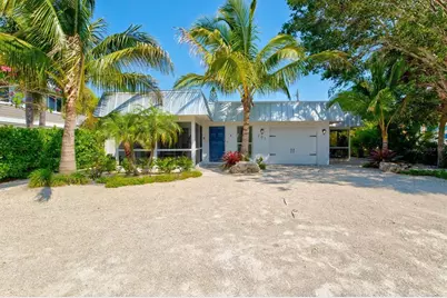201 72nd Street #A & B, Holmes Beach, FL 34217 - Photo 1