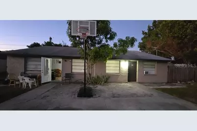 915 58th Avenue Drive E, Bradenton, FL 34203 - Photo 1