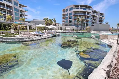1581 Gulf Of Mexico Drive #307, Longboat Key, FL 34228 - Photo 1