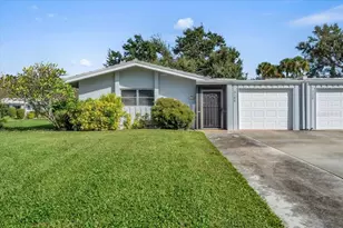 3140 Village Green Dr, Sarasota, FL 34239 - Photo 1